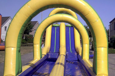 Waterglijbaan ‘Rodelbaan’ huren