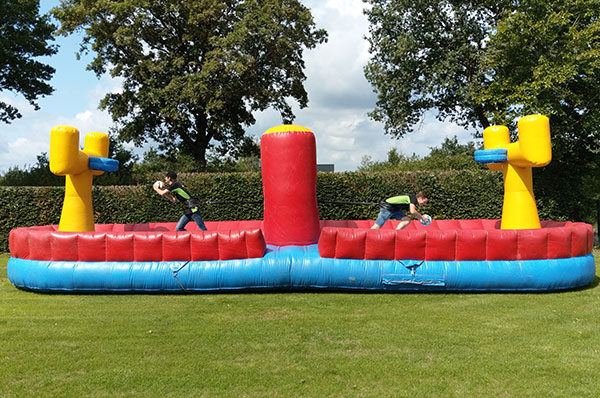 Sport spel ‘Bungee Battle’ huren